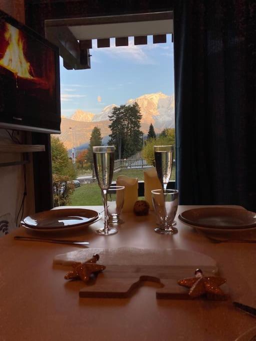 La Marmotte: Vue Mont Blanc, Terrasse, Parking Apartment กงบลู ภายนอก รูปภาพ